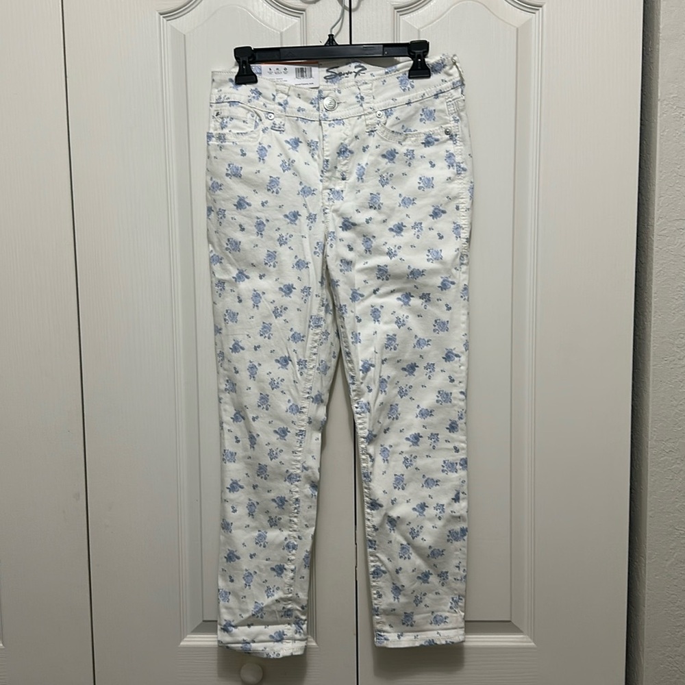 New Seven 7 Starlette Crop Skinny Crop Jeans white blue floral print Size 8